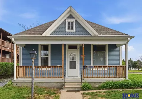 2524 E St, Lincoln, NE 68502