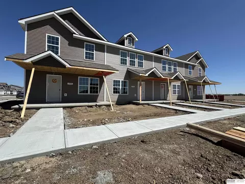 4753 E 21st Ave, Fremont, NE 68025