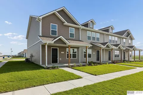 4753 E 21st Ave, Fremont, NE 68025