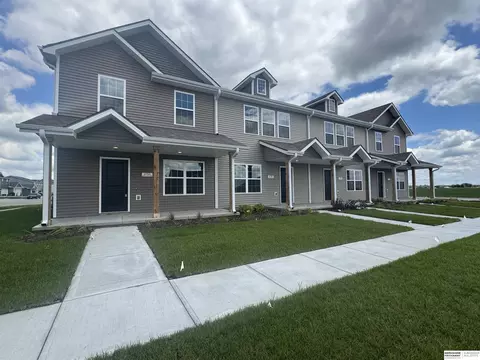 4775 E 21st Ave, Fremont, NE 68025