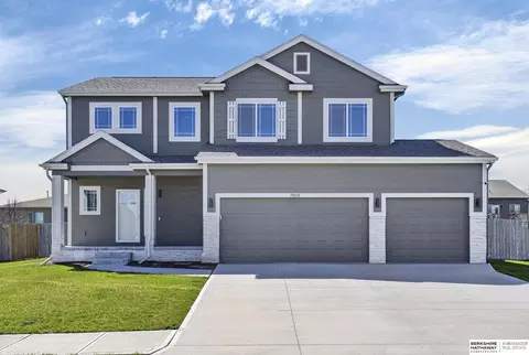 15010 S 19th St, Bellevue, NE 68123
