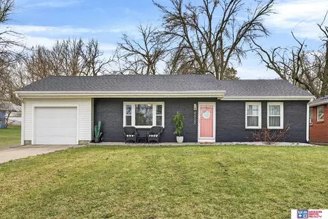 4515 High St, Lincoln, NE 68506