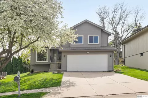 6214 N 114th St, Omaha, NE 68164