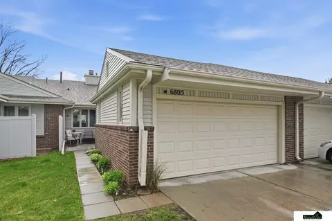 6805 Hawkins Bnd, Lincoln, NE 68516