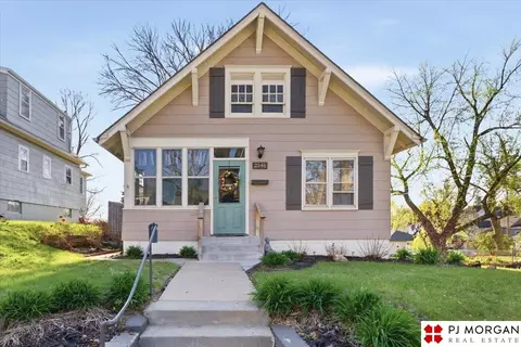 2546 N 63rd St, Omaha, NE 68104