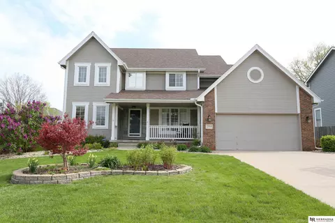 2104 John St, Papillion, NE 68133