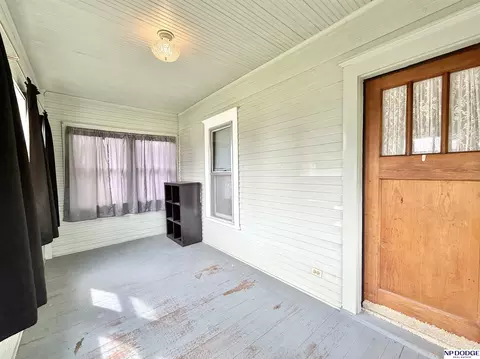 Exterior - 650 Crystal St, Lyons, NE 68038 photo 3 of 9