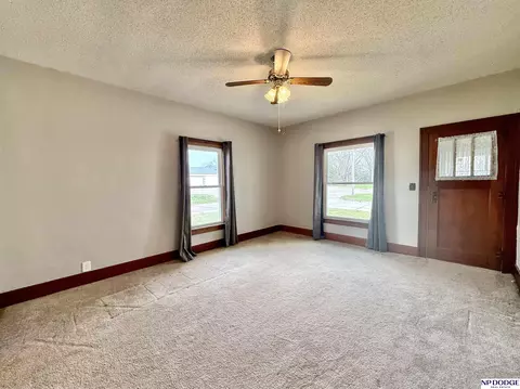Living - 650 Crystal St, Lyons, NE 68038 photo 3 of 6