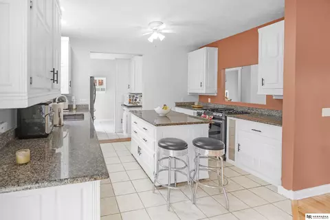 Kitchen - 1403 Bluff St, Bellevue, NE 68005 photo 3 of 3
