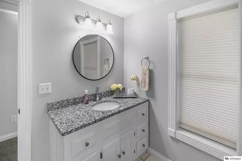 Bath - 1403 Bluff St, Bellevue, NE 68005 photo 1 of 8