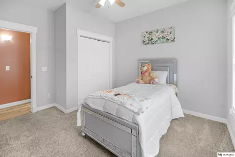 Bedroom - 1403 Bluff St, Bellevue, NE 68005 photo 6 of 6