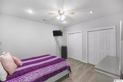 Bedroom - 1403 Bluff St, Bellevue, NE 68005 photo 2 of 6