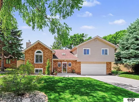 6324 S 94 St, Omaha, NE 68127