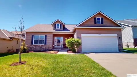 14913 Himebaugh Ave, Omaha, NE 68116