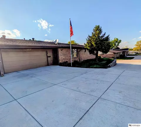 1048 S 13 Ave #202, Blair, NE 68008