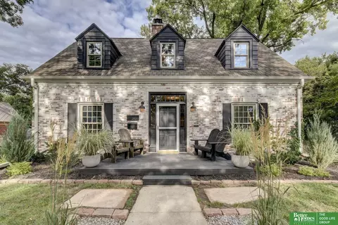 2520 N 56 St, Omaha, NE 68104