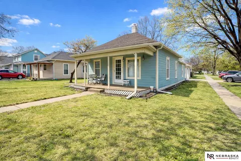 6001 Logan Ave, Lincoln, NE 68507