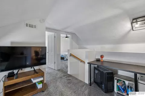 Entry Way - 800 Grant St, Beatrice, NE 68310 photo 1 of 1