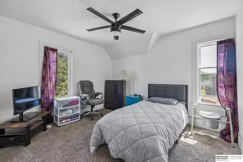 Bedroom - 800 Grant St, Beatrice, NE 68310 photo 5 of 6