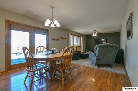 Dining - 1703 S 2nd St, Beatrice, NE 68310 photo 2 of 3