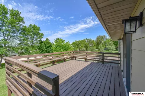 Exterior - 1703 S 2nd St, Beatrice, NE 68310 photo 10 of 12