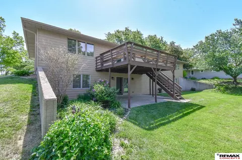 Exterior - 1703 S 2nd St, Beatrice, NE 68310 photo 9 of 12