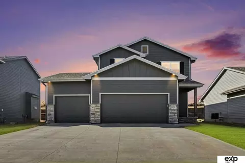 10316 N 152 Ave, Bennington, NE 68007
