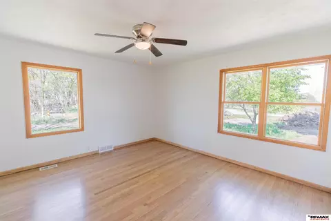 Bedroom - 15101 S 96th St, Roca, NE 68430 photo 5 of 10