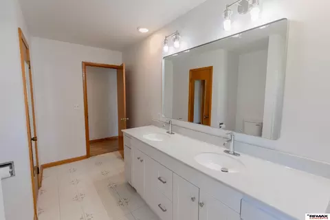 Bath - 15101 S 96th St, Roca, NE 68430 photo 6 of 6