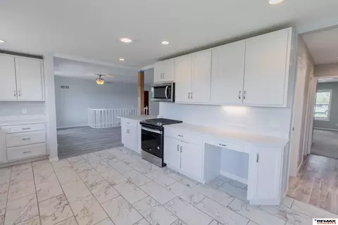 Kitchen - 15101 S 96th St, Roca, NE 68430 photo 4 of 5