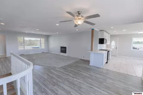 Living - 15101 S 96th St, Roca, NE 68430 photo 4 of 4