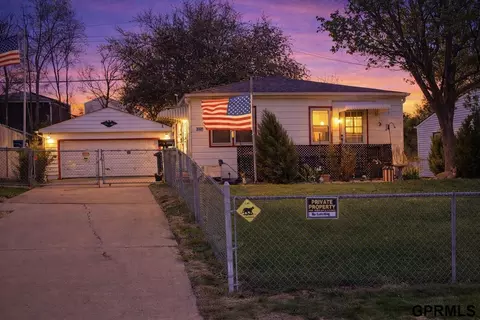 5521 N St, Omaha, NE 68117