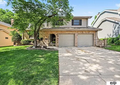 10312 Y St, Omaha, NE 68127
