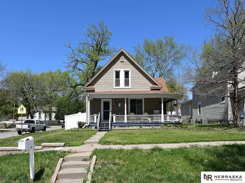 4604 Madison Ave, Lincoln, NE 68504