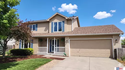 5406 NW 4th St, Lincoln, NE 68521