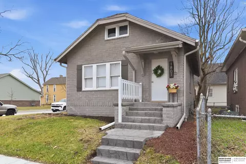 1801 Miami St, Omaha, NE 68110