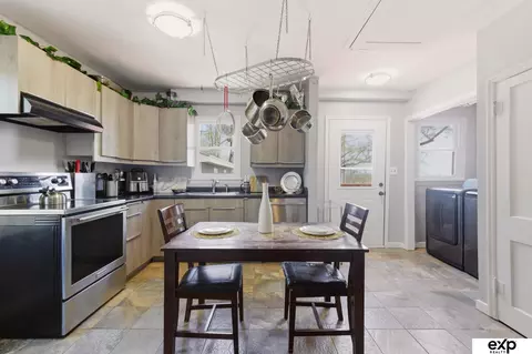 Kitchen - 2001 Jackson St, Bellevue, NE 68005 photo 1 of 2