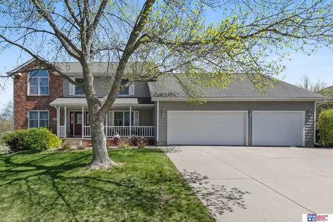 5540 S 72nd St, Lincoln, NE 68506