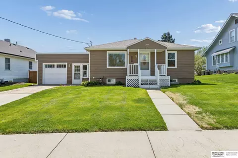 1557 Butler St, Blair, NE 68008