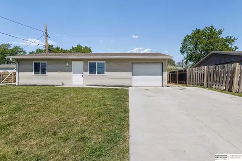1534 Burnham St, Lincoln, NE 68502