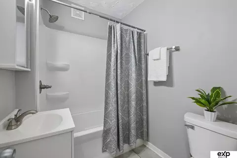 Bath - 4855 Maple St, Omaha, NE 68104 photo 1 of 1