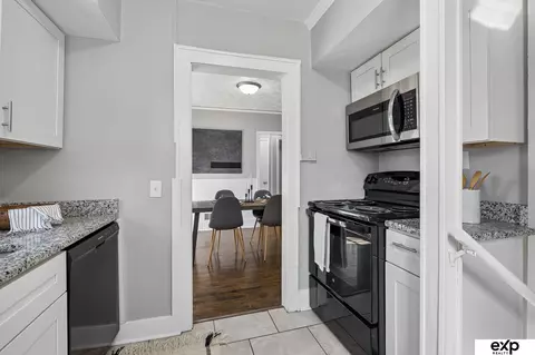 Kitchen - 4855 Maple St, Omaha, NE 68104 photo 2 of 3