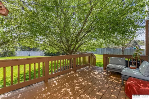 Exterior - 16607 Loop St, Omaha, NE 68136 photo 4 of 7