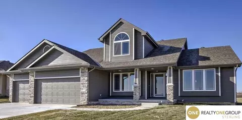 12012 S 44 St, Bellevue, NE 68123