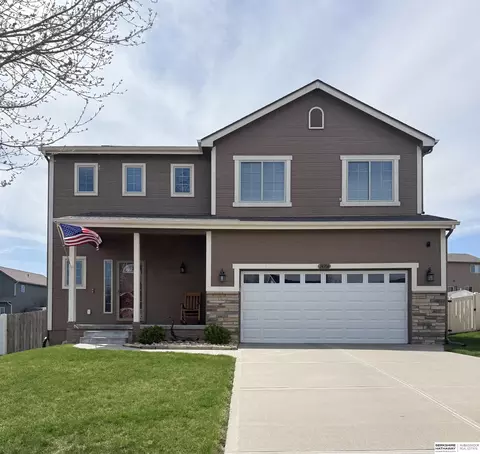 14106 S 18th St, Bellevue, NE 68123