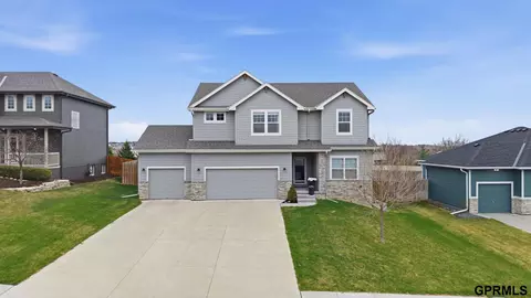 7721 N 156th Ave, Bennington, NE 68007