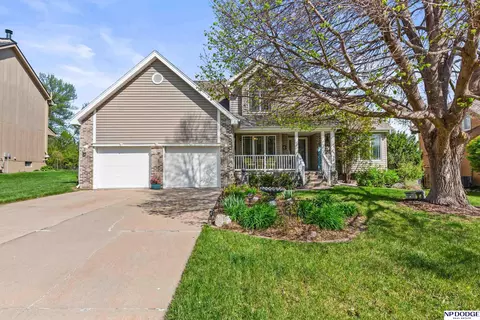 4314 Mark St, Bellevue, NE 68123