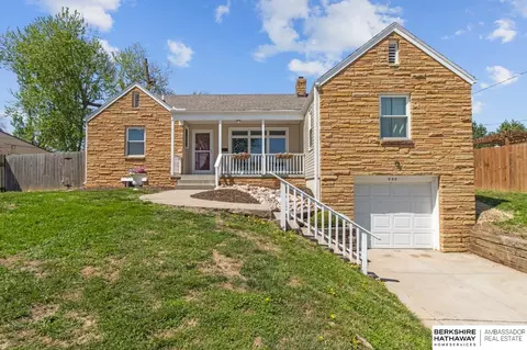 530 N 72nd Ave, Omaha, NE 68114