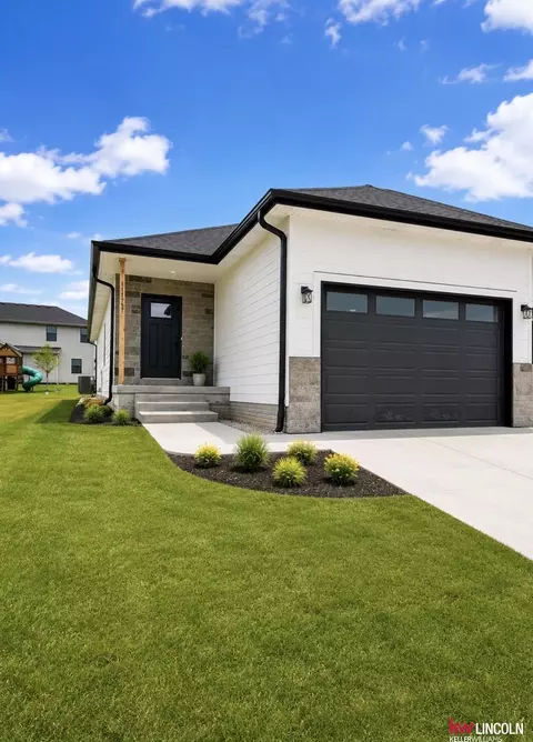 11759 S 125 St, Papillion, NE 68046