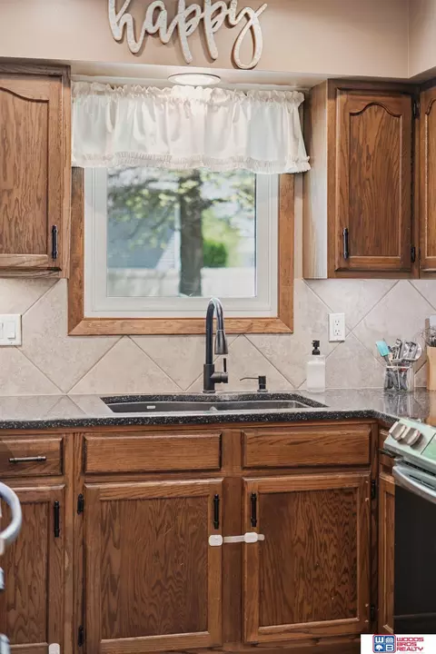 Kitchen - 1300 S 4th St, Beatrice, NE 68310 photo 3 of 5